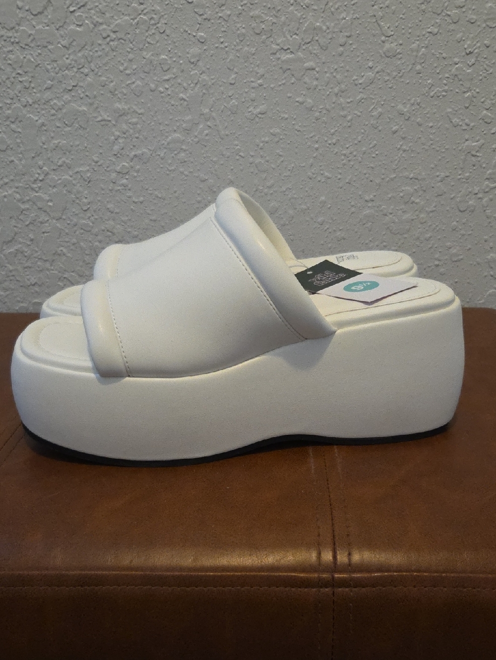 Wild Fable White Platform Slide Sandals - Picture 2 of 6